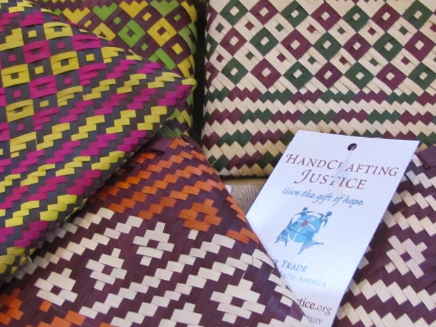 HandCrafting Justice: trade for dignity